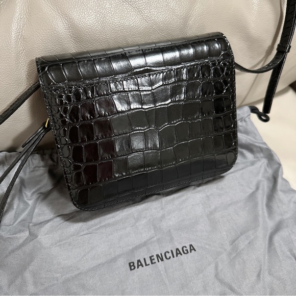 Balenciaga small B. crossbody bag - Picture 4 of 16